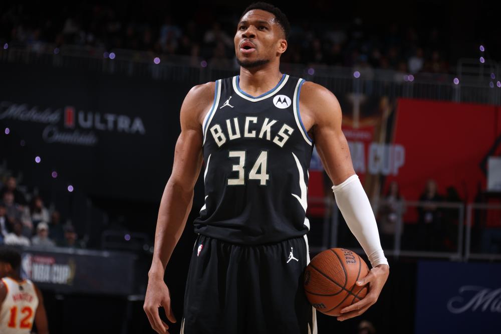 指出他的 指出他的