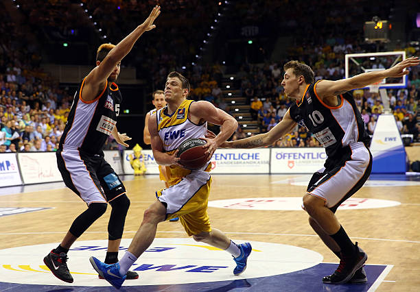 着球迷的行 着球迷的行