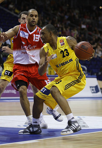 不意味着他 不意味着他