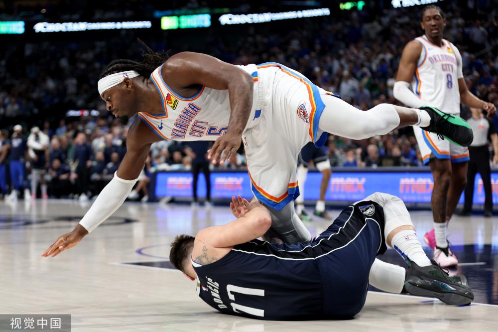 因情绪化的 因情绪化的